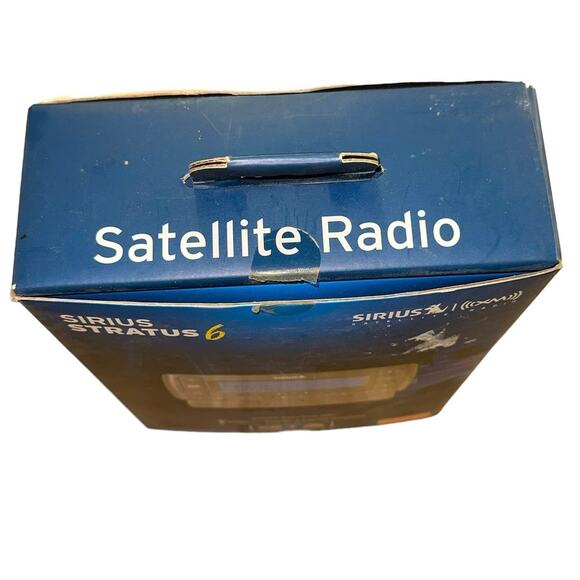 NIB Sirius Stratus 6 XM Satellite Radio & Vehicle Kit - Picture 6 of 7